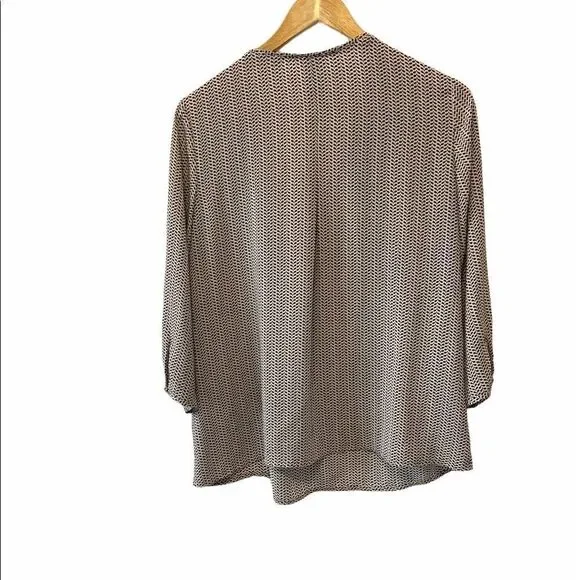 REITMANS Black&White Printed Zipper Loose Fit Top - Picture 3 of 8